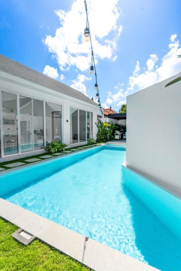 Casa Blanca Villa By Betterplace Uluwatu Exterior foto